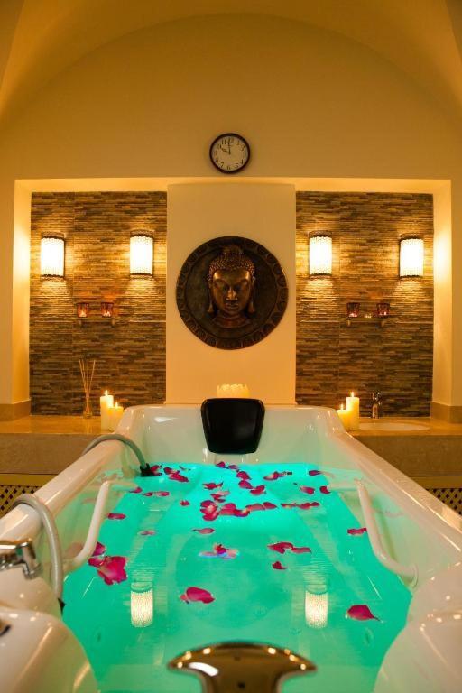 Aquaperla Hotel & Spa Chisinau Bagian luar foto
