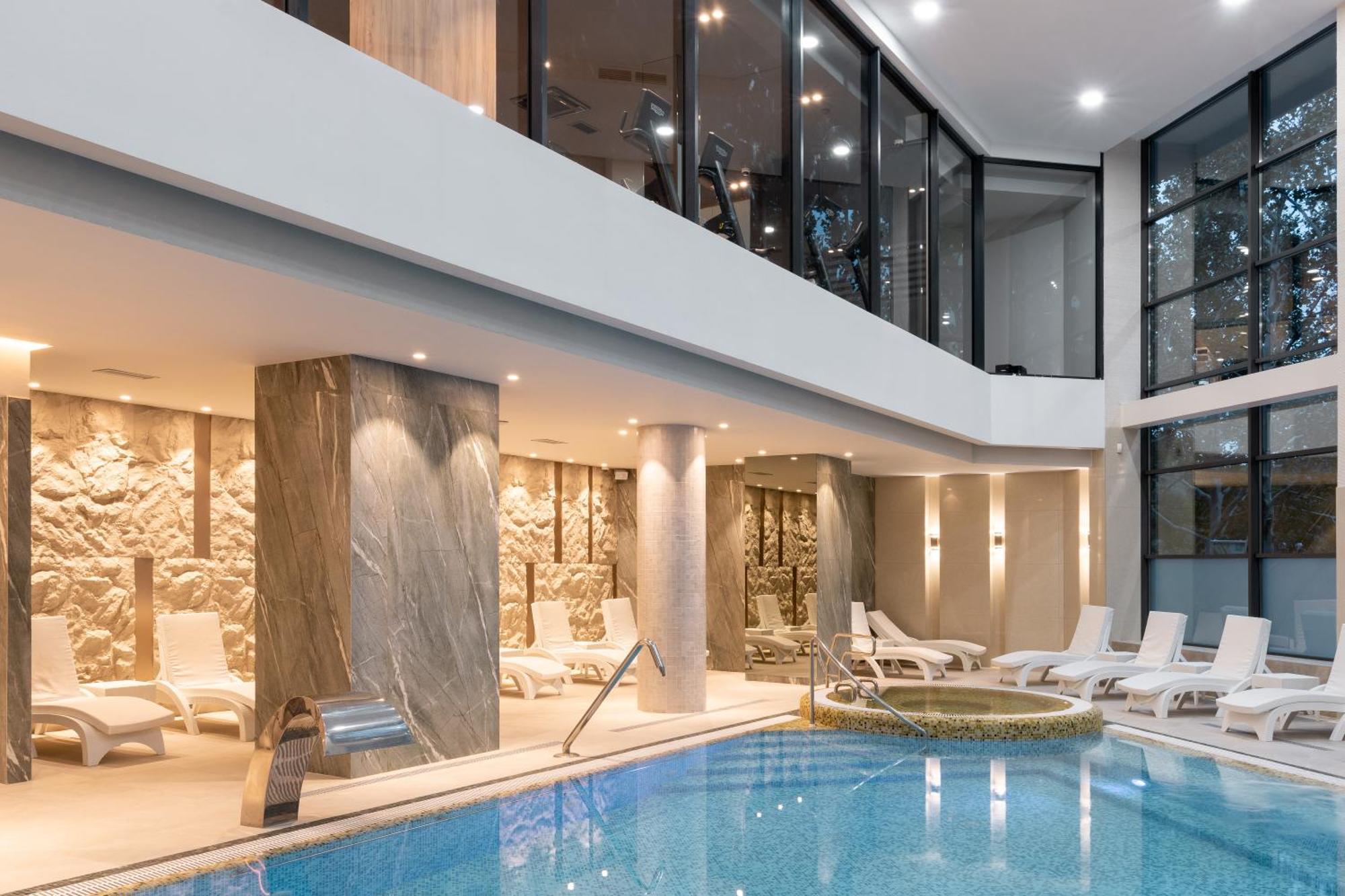 Aquaperla Hotel & Spa Chisinau Bagian luar foto