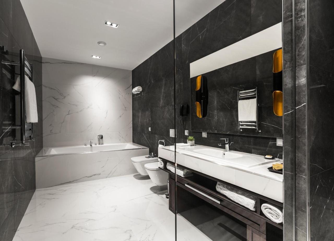 Aquaperla Hotel & Spa Chisinau Bagian luar foto